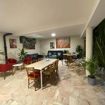 Paris Flat 51m Carree Appt 105 F2 Grd Paris Apartment